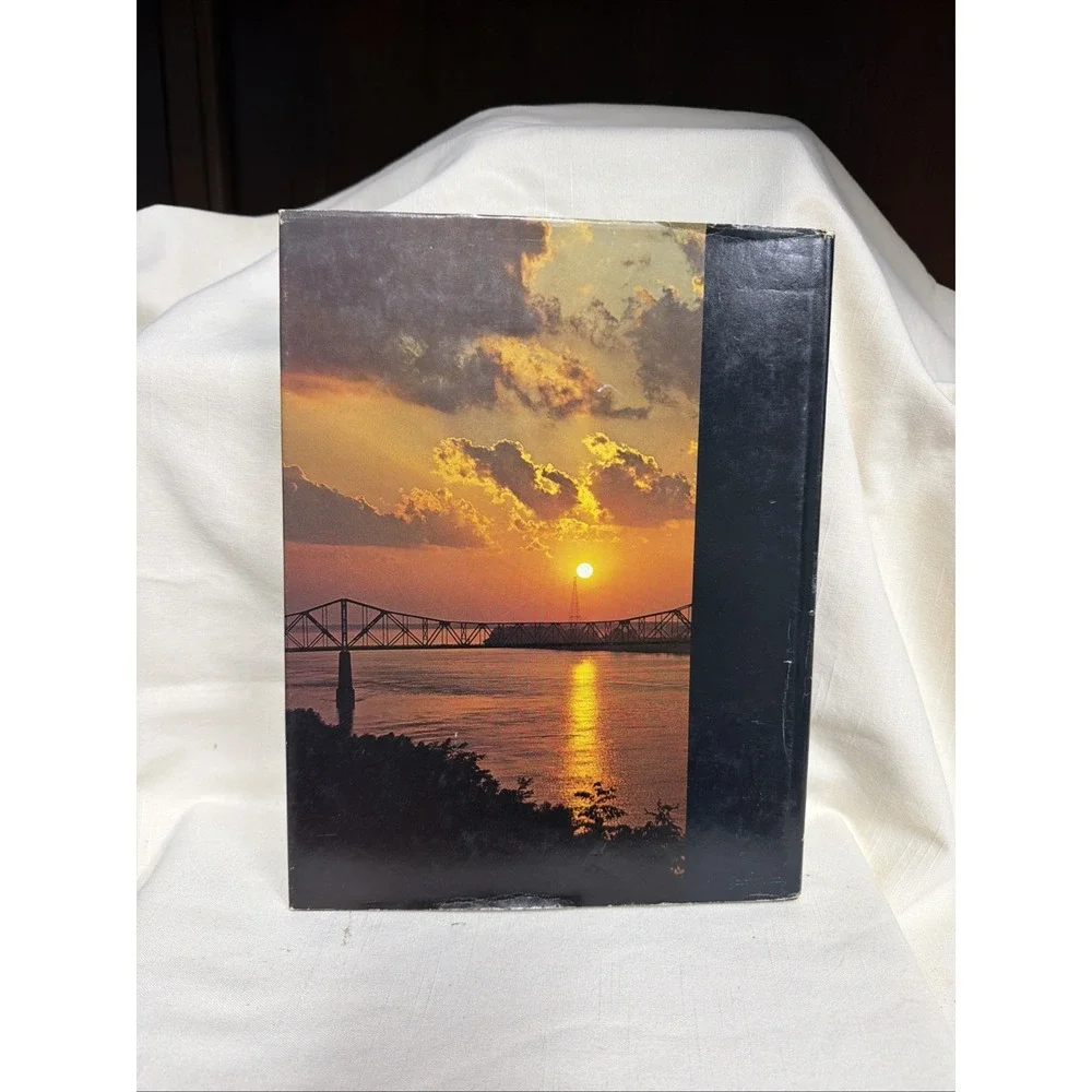 Mark Twain's Mississippi A Pictorial History T H Watkins 1974 First Edition